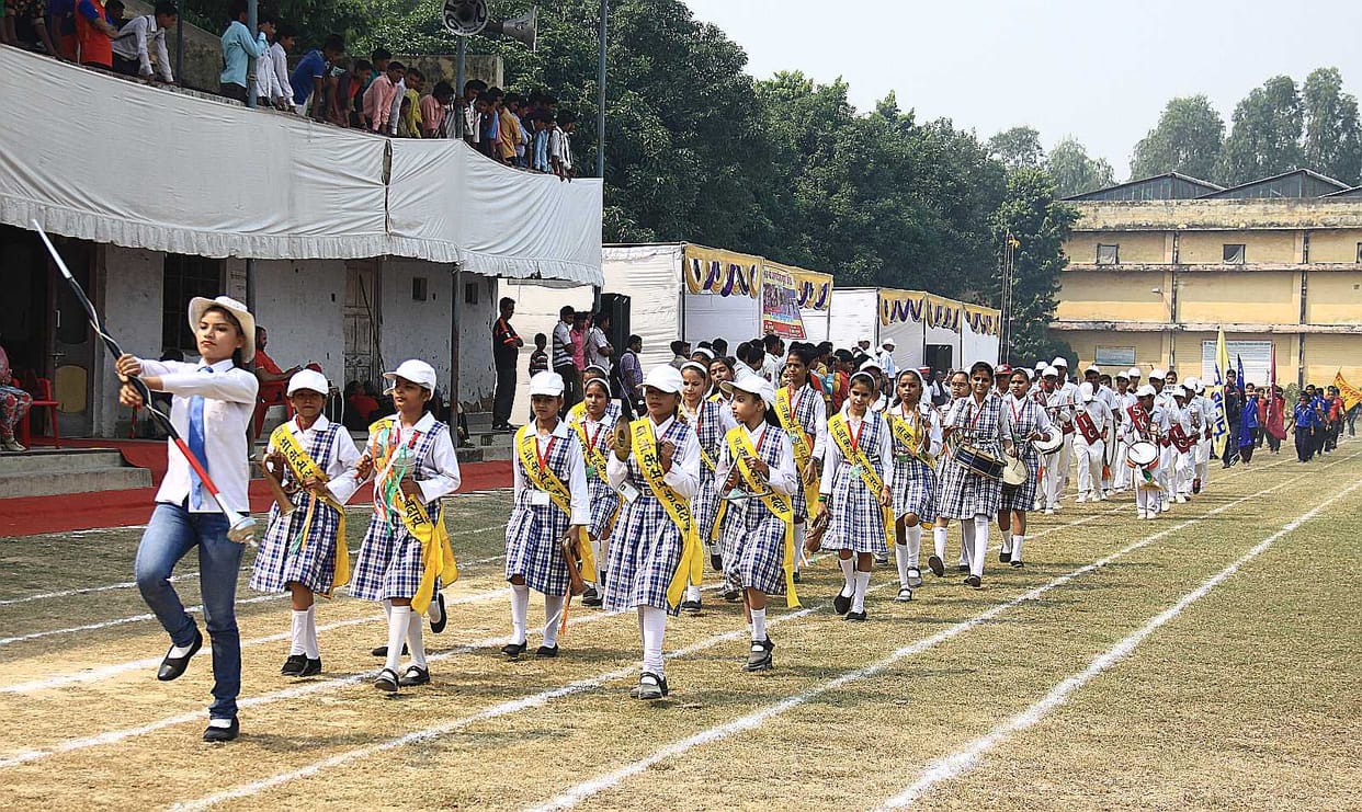 800m Bdwar College Old students of the dominant