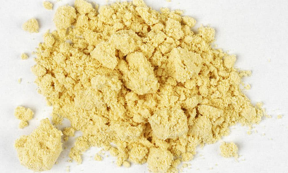 make dusky skin glowing with these homemade face pack