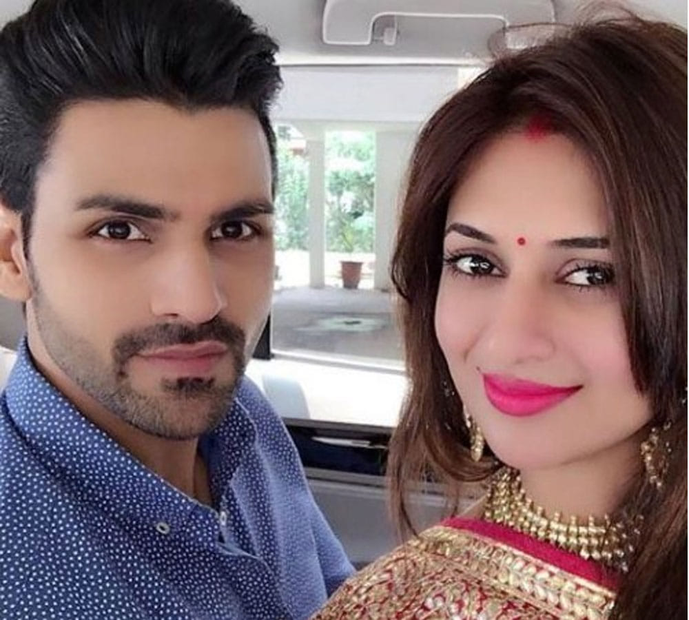 vivek does not want to be fast divyanka on karwachauth