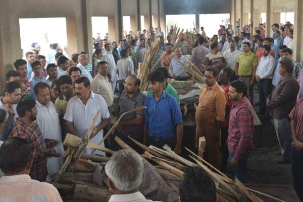 family finished on karwa chauth in ludhiana accident, funeral of five people