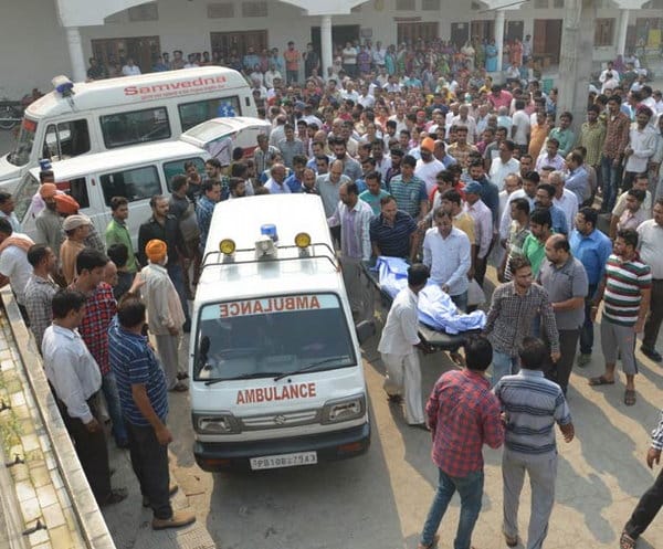 family finished on karwa chauth, five people killed in road accident in ludhiana 