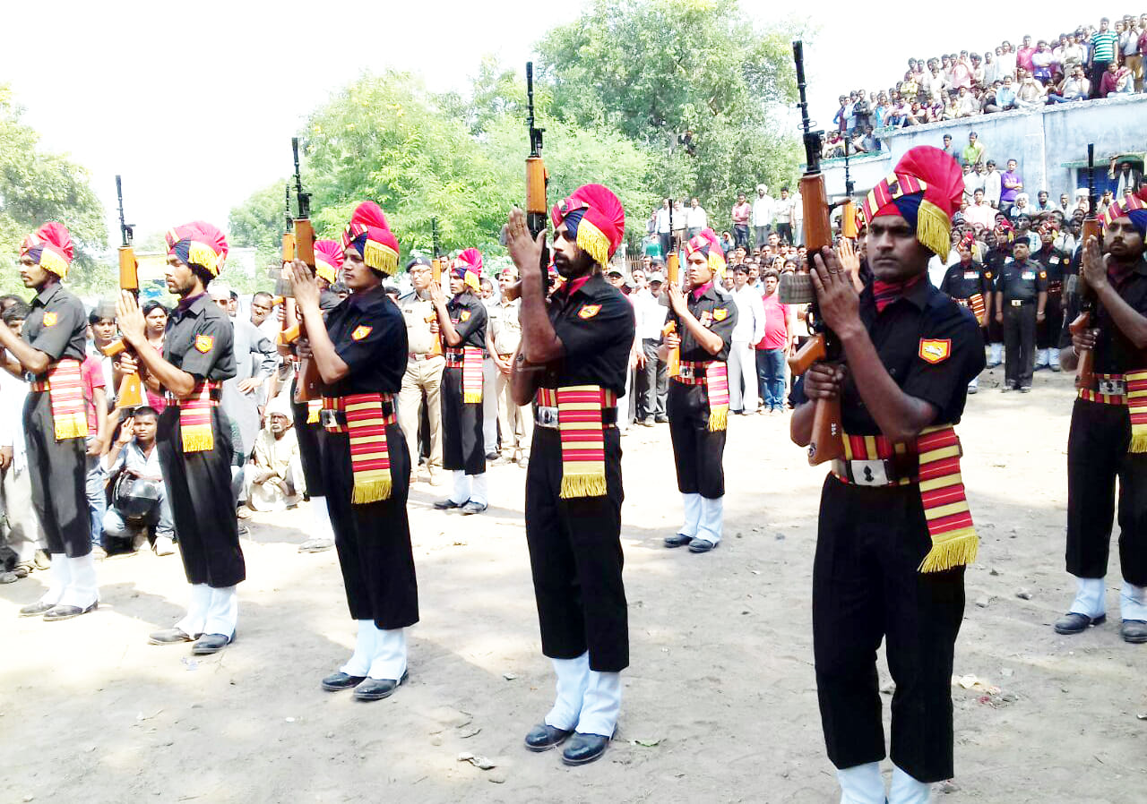 last farewell foe soldier naresh tears remembering sacrifice