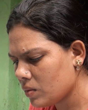 Martyr's wife shout for rights. 