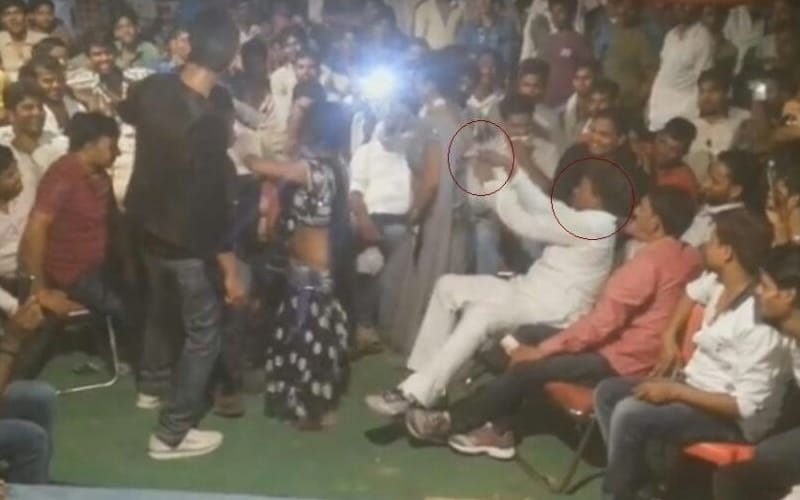 sp mla jagram paswan video viral in balrampur