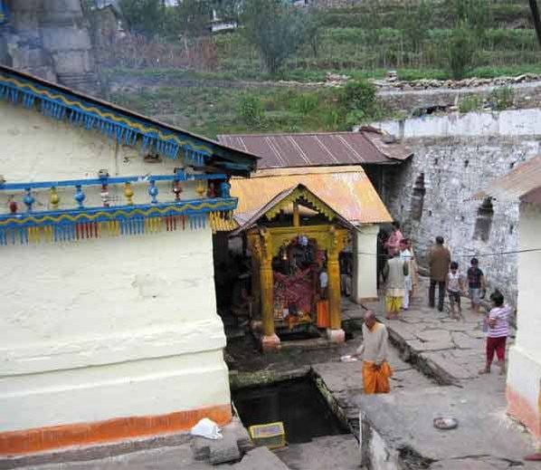 shiv parvati marriage in triyugi narayan