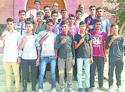 Juhdi Rifle Association 21 female and male shooter Mhuu off for military service