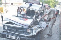 traula, struck, pcr, bus, two cars, road block