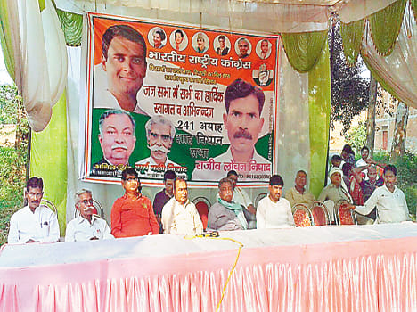 Congressmen SP, BJP, SP on target Shuffle