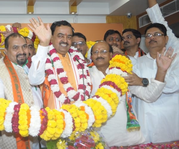 many leaders join BJP in Lucknow.