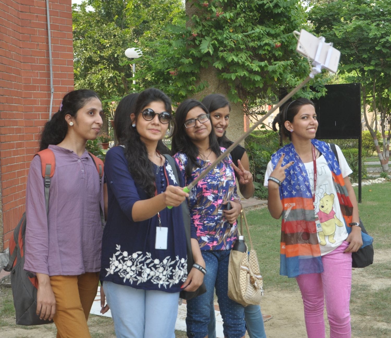 students from other states iit fest antragni kanpur
