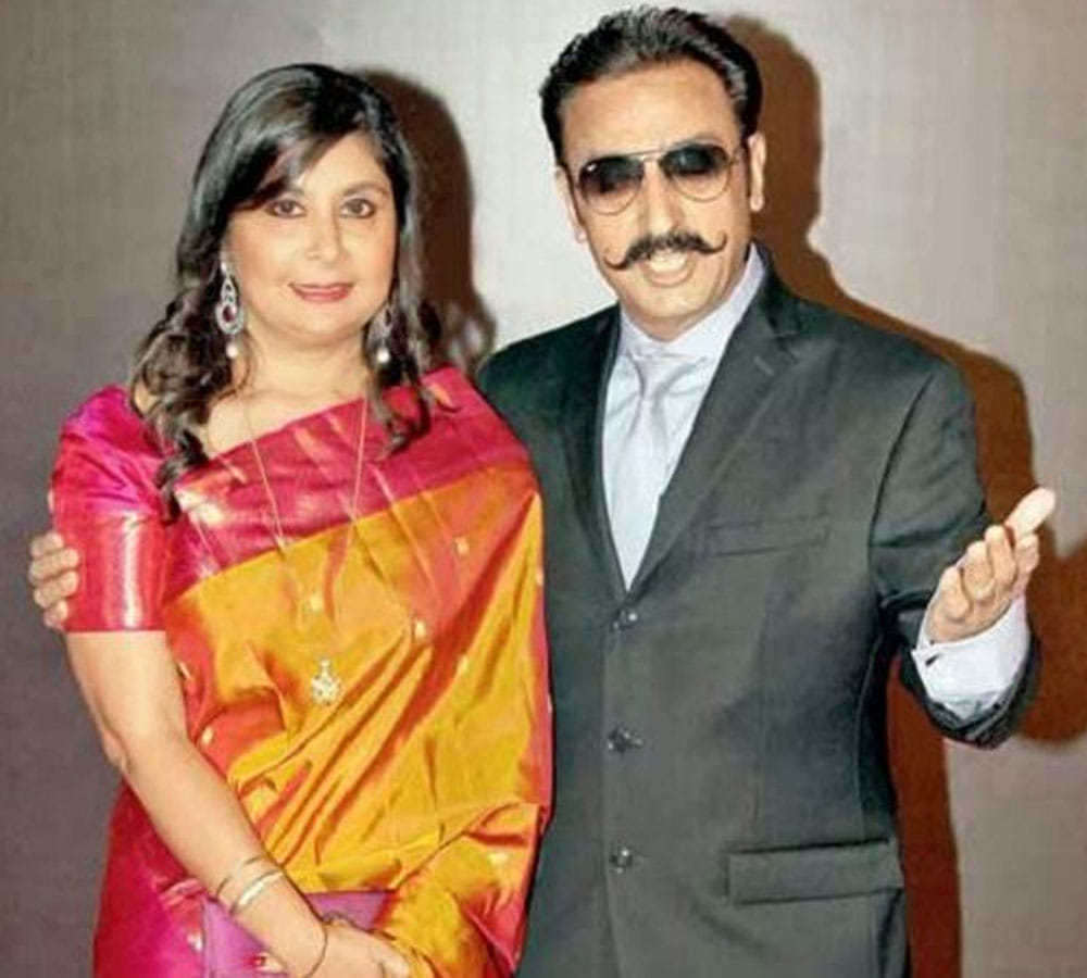 villains of bollywood and their beautiful wives 
