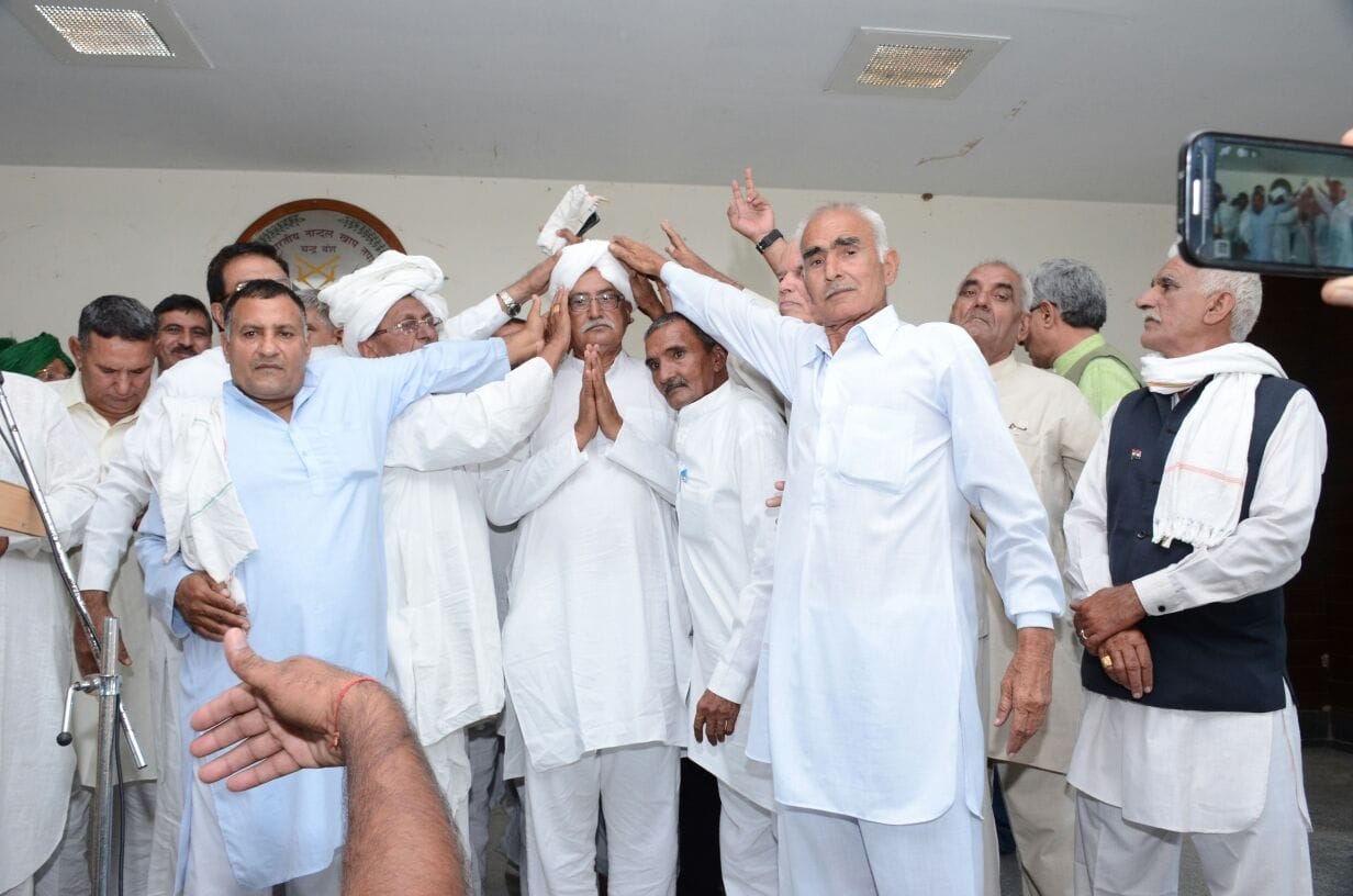 khap, resign, nandal khap president, president, haryana, rohtak, mahendra, new president om prakash