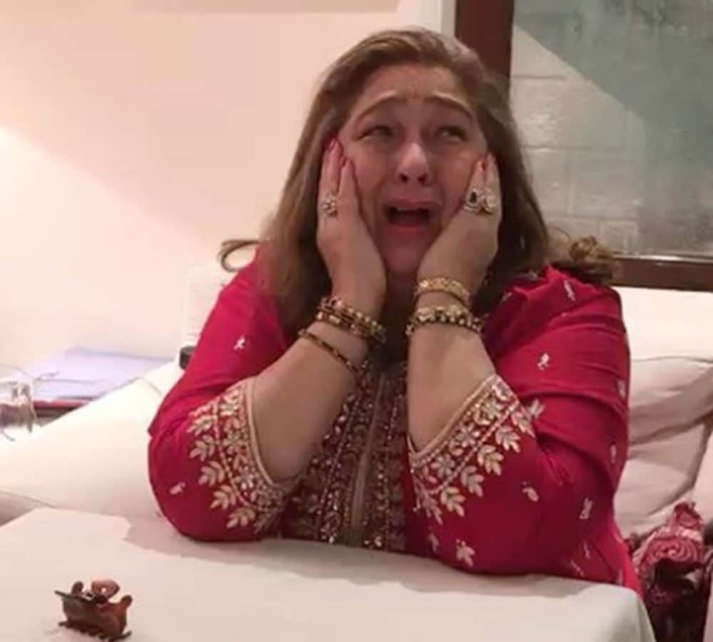 ranbir kapoors bua rima jain cries video