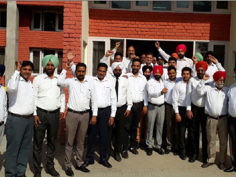 Strike. Lawyer, Bar Association, against the government performance, Sunam, Sangrur