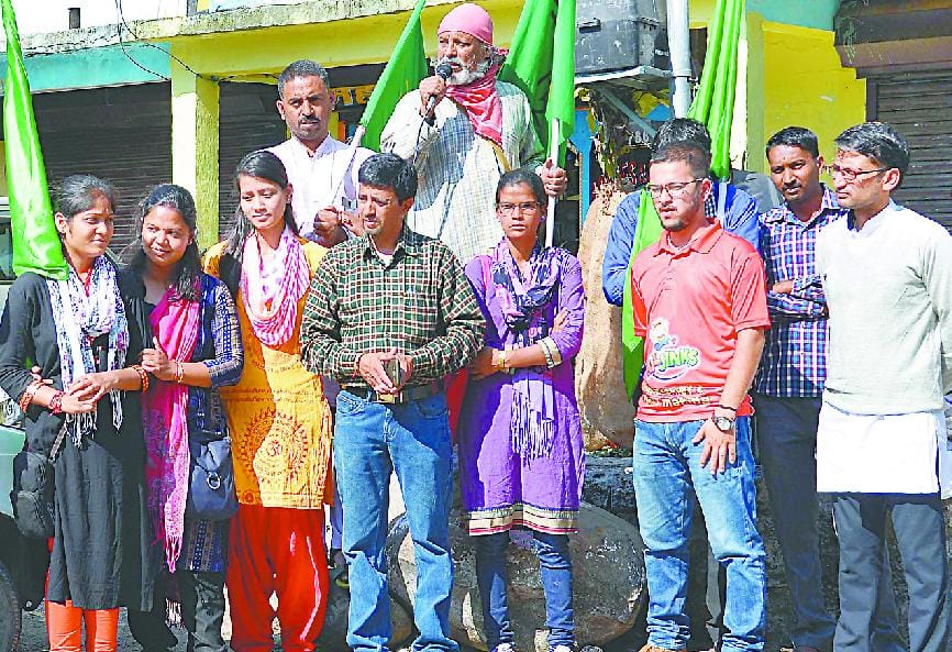 The leaders of 16 years accounted demands