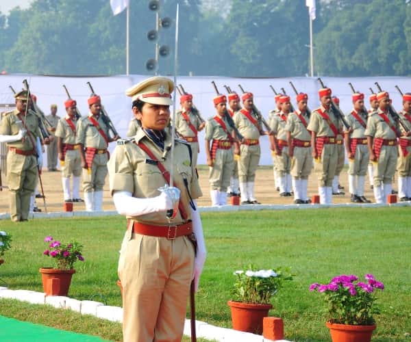  martyr's parents to get five lakh rupees.