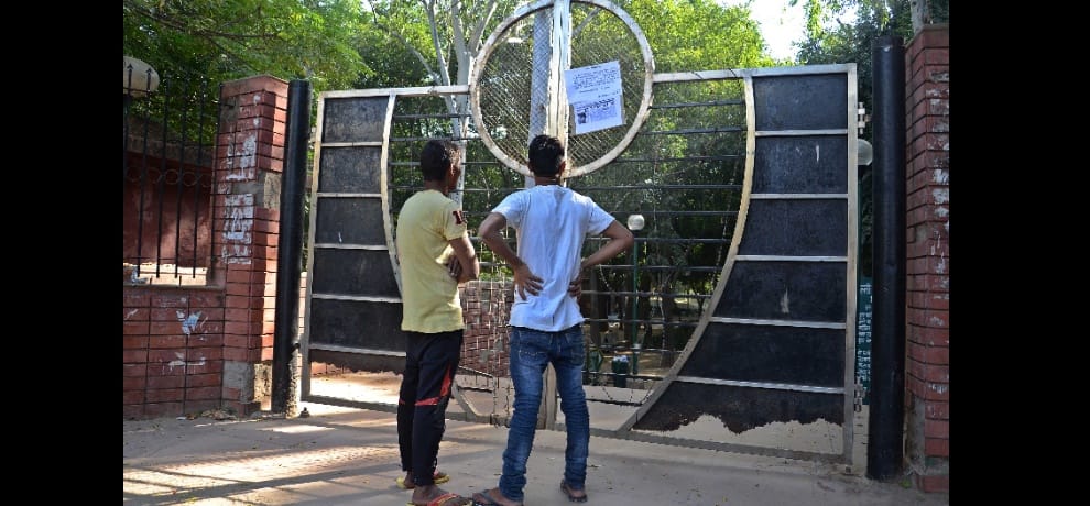 bird flu spreading in delhi, after delhi zoo hauz khas dear park also shut