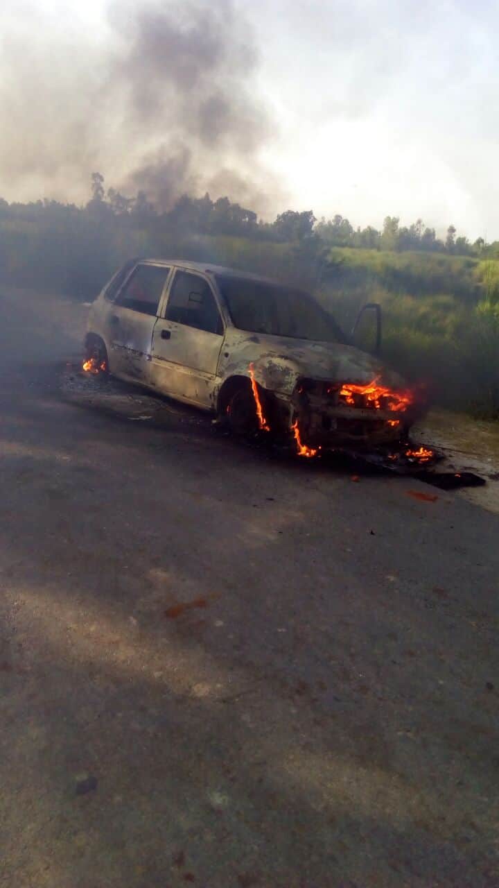 car caught fire near sai river lucknow