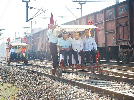inspection train run with 100 km speed 