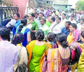 teachers commotion in the BSA office