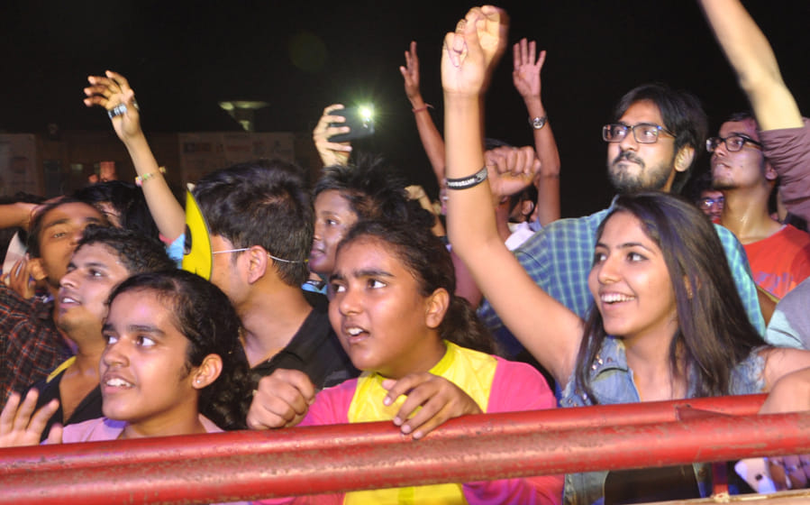 antragni 2016 iit fest kanpur