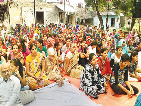 Song music charmed the people hear the Bhagwat