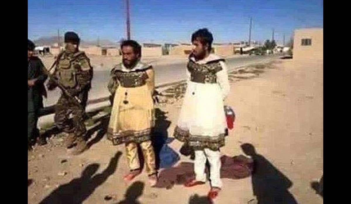 isis terrorists caught by army in women clothes in Iraq's Mosul