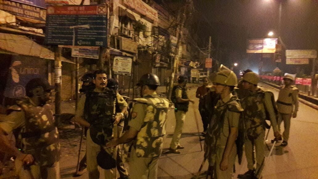  firing at hostal in lucknow university.