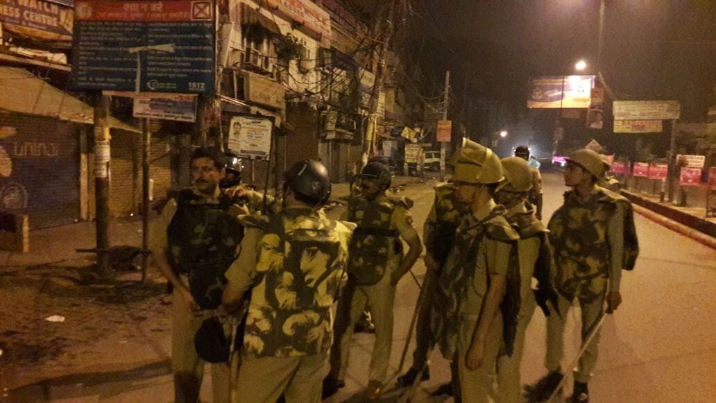  firing at hostal in lucknow university.