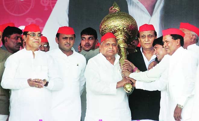 Mulayam singh yadav family tree
