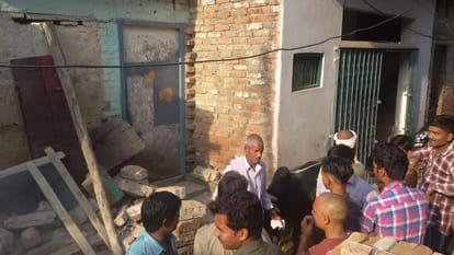  A man murdered his mother in lucknow.