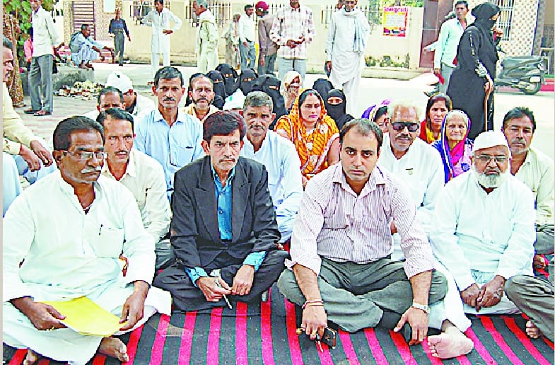 Remind compensation to the families of Mehr