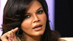 Rakhi Sawant in Meerut not stopped, not even by car down