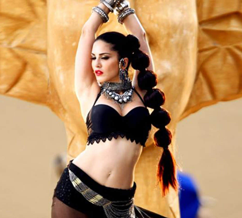 sunny leone video shoot for breast cancer awareness