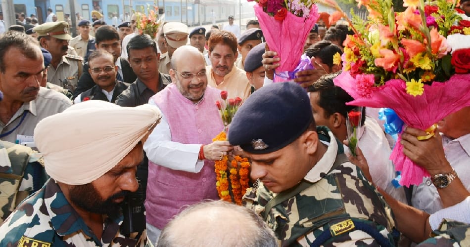 Meet bjp president amit shah wife, know how's she celebrate her husband birthday