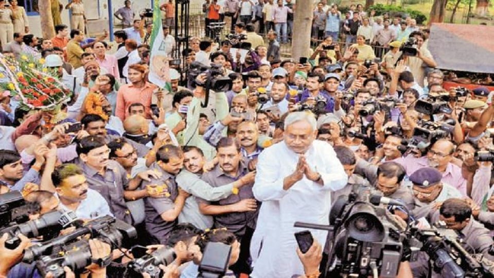 Bihar chief minister nitish kumar to begin lok samvad