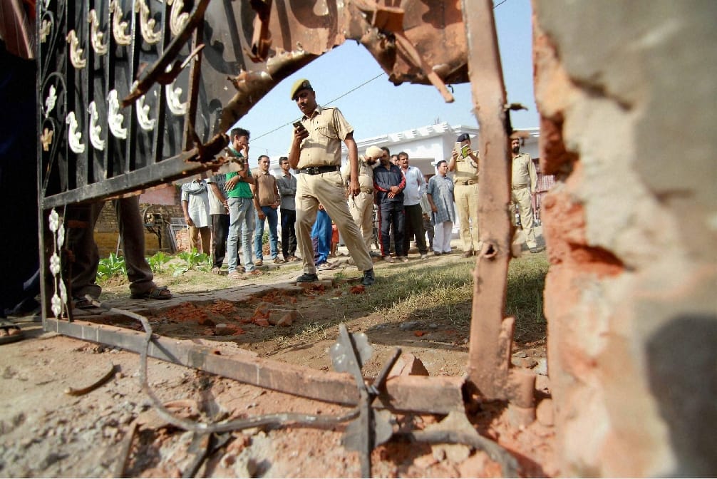 pak continuously targeting the residential territories of border areas 