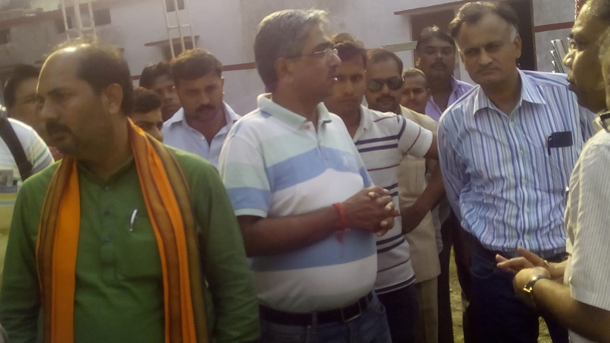 28 direct trains to New Delhi