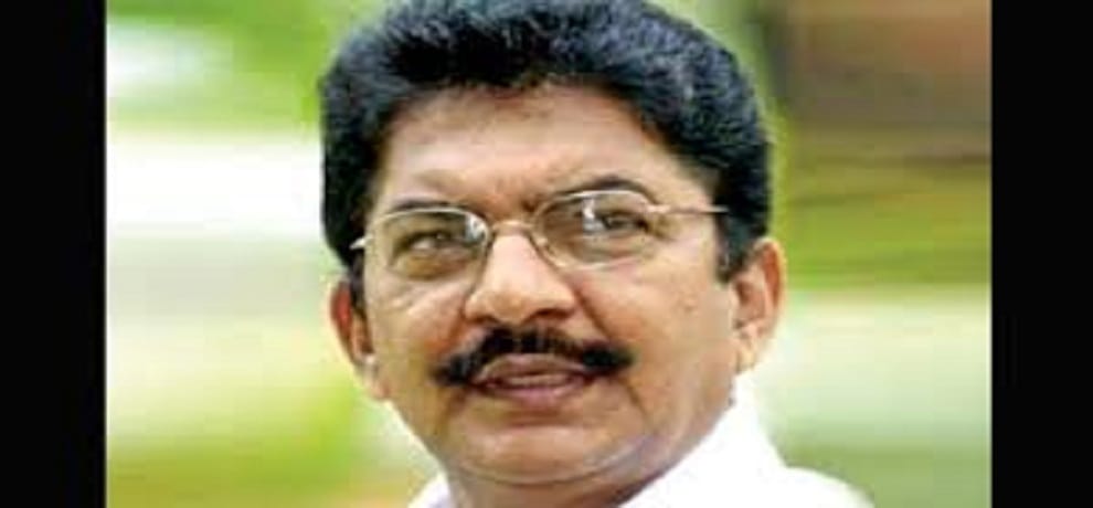  tamil nadu's governor meets jayalalitha in hospital