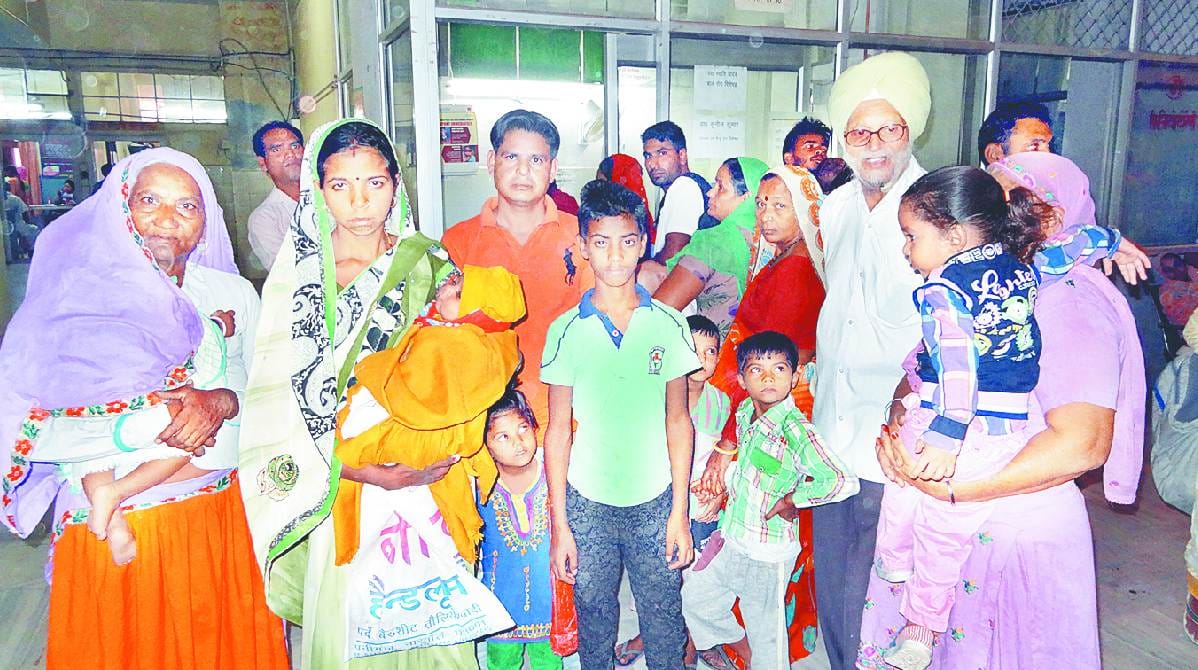 In Narnaul, Narnaul News, no chlid docter in govt hospita, 3 day, paitent waried