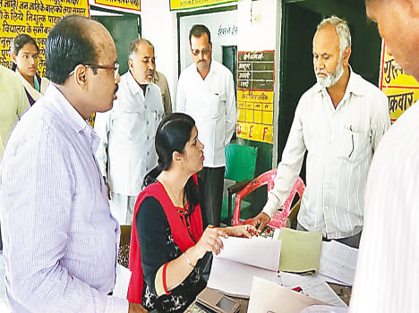 BLO order to stop the salary of half a dozen, two suspended