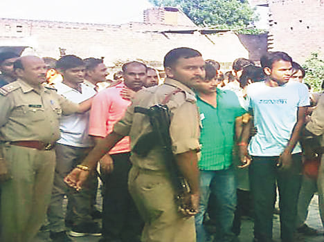 Police raid, 17 gamblers cede its