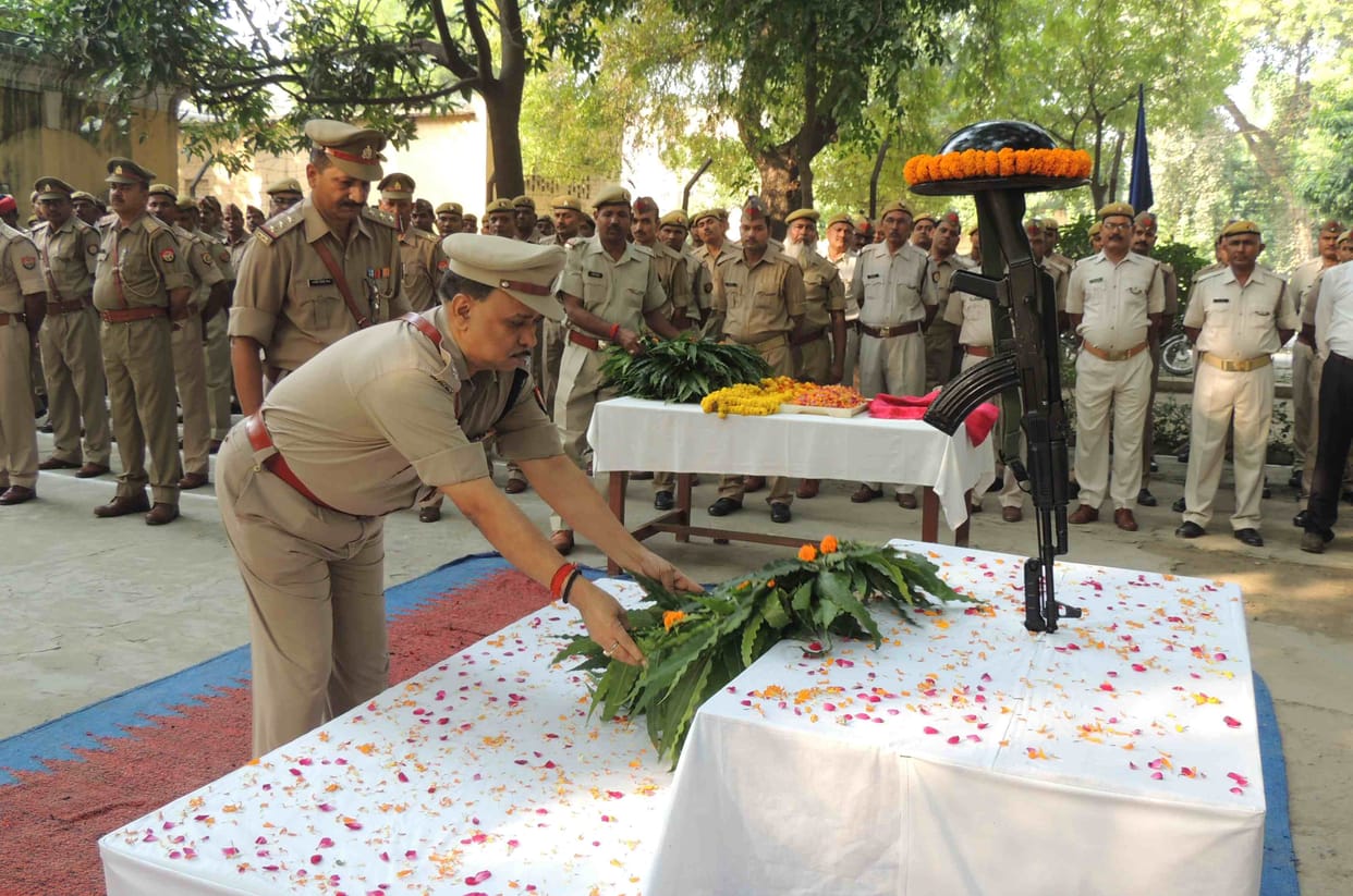salute the martyre