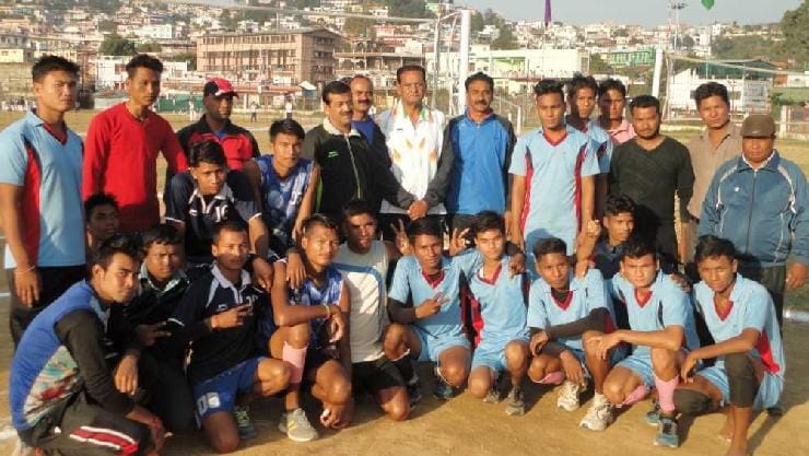 Volleyball won the state title in Sitarganj