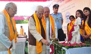 Tribute to the martyrs of nation building