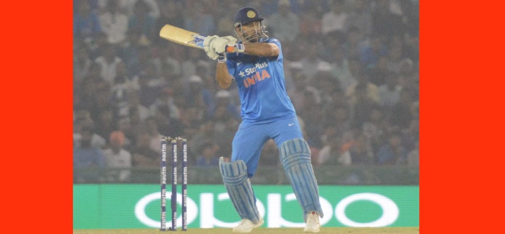 Dhoni also make records in mohali with Virat kohali's innings