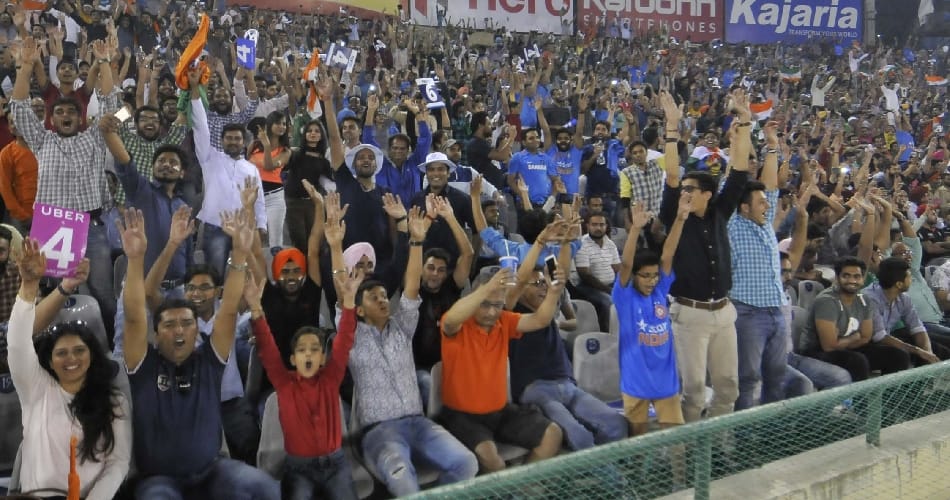 team india fans cheering players to beat new zealand in pca stadium mohali