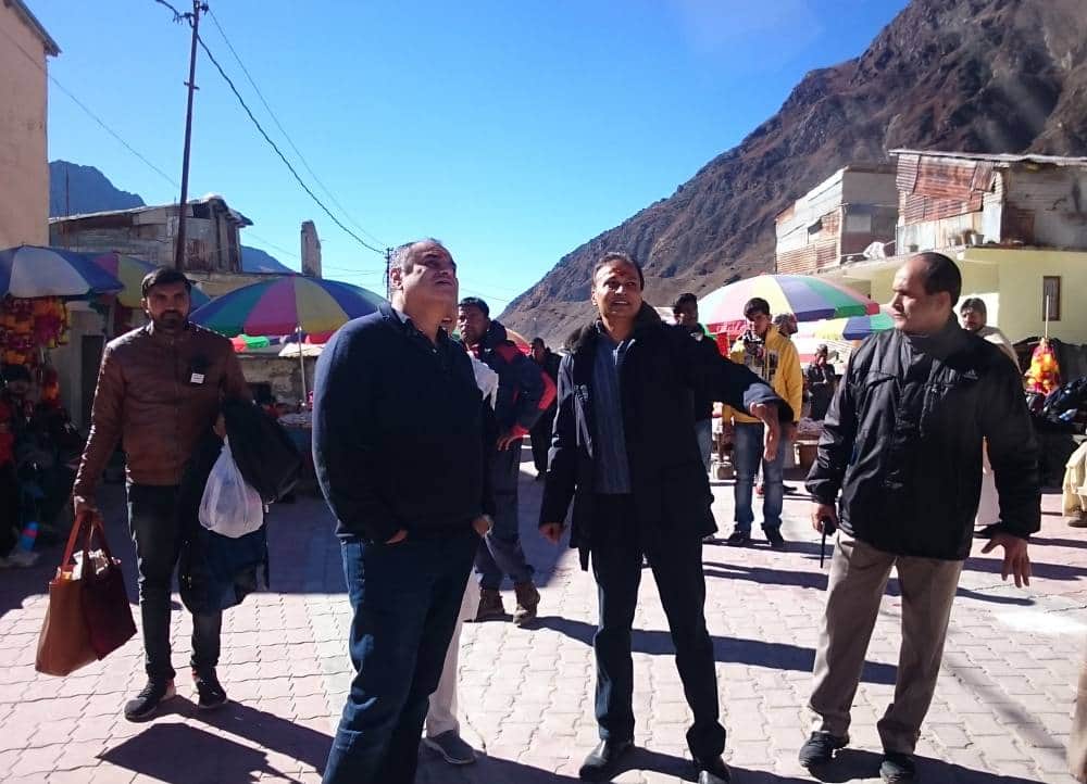 anil ambani reach kedarnath badrinath with family