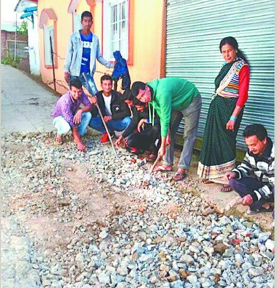 Road contractor cow dropped
