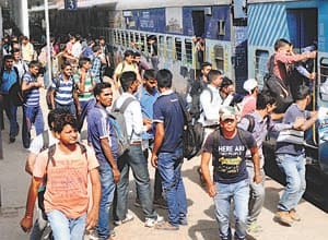 army bharti rallay aspirant creates ruckus